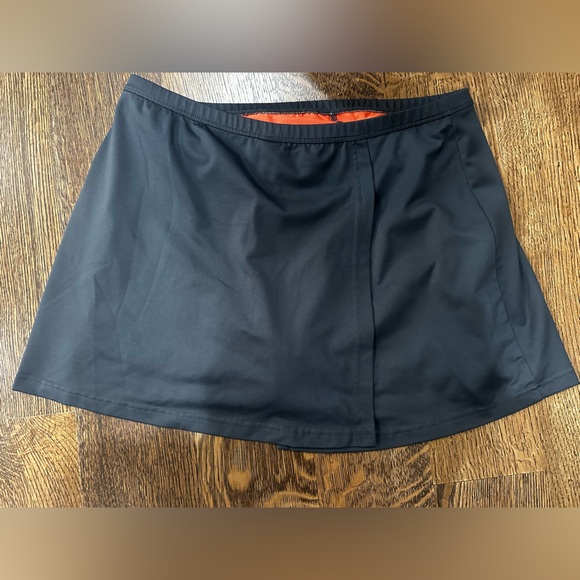 Dresses & Skirts - Women’s large dark gray SKORT